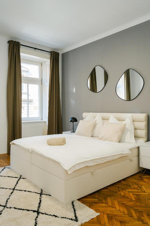 Cozy Apt Perfect For 4-6 Tv Metro Self-Checkin ウィーン エクステリア 写真