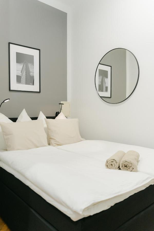 Cozy Apt Perfect For 4-6 Tv Metro Self-Checkin ウィーン エクステリア 写真