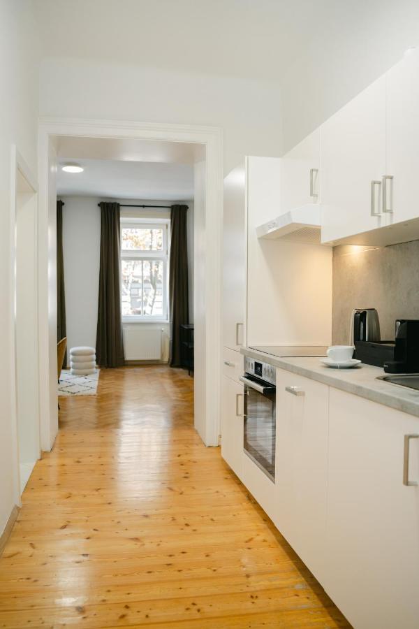 Cozy Apt Perfect For 4-6 Tv Metro Self-Checkin ウィーン エクステリア 写真